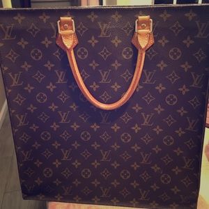 Louis Vuitton Monogram Sac Plat
